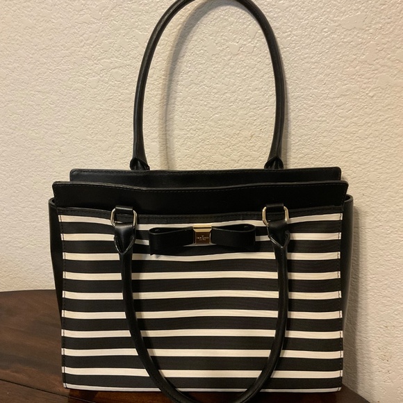 KATE SPADE MONTFORD PARK STRIPED SHOULDER BAG - Picture 2 of 7